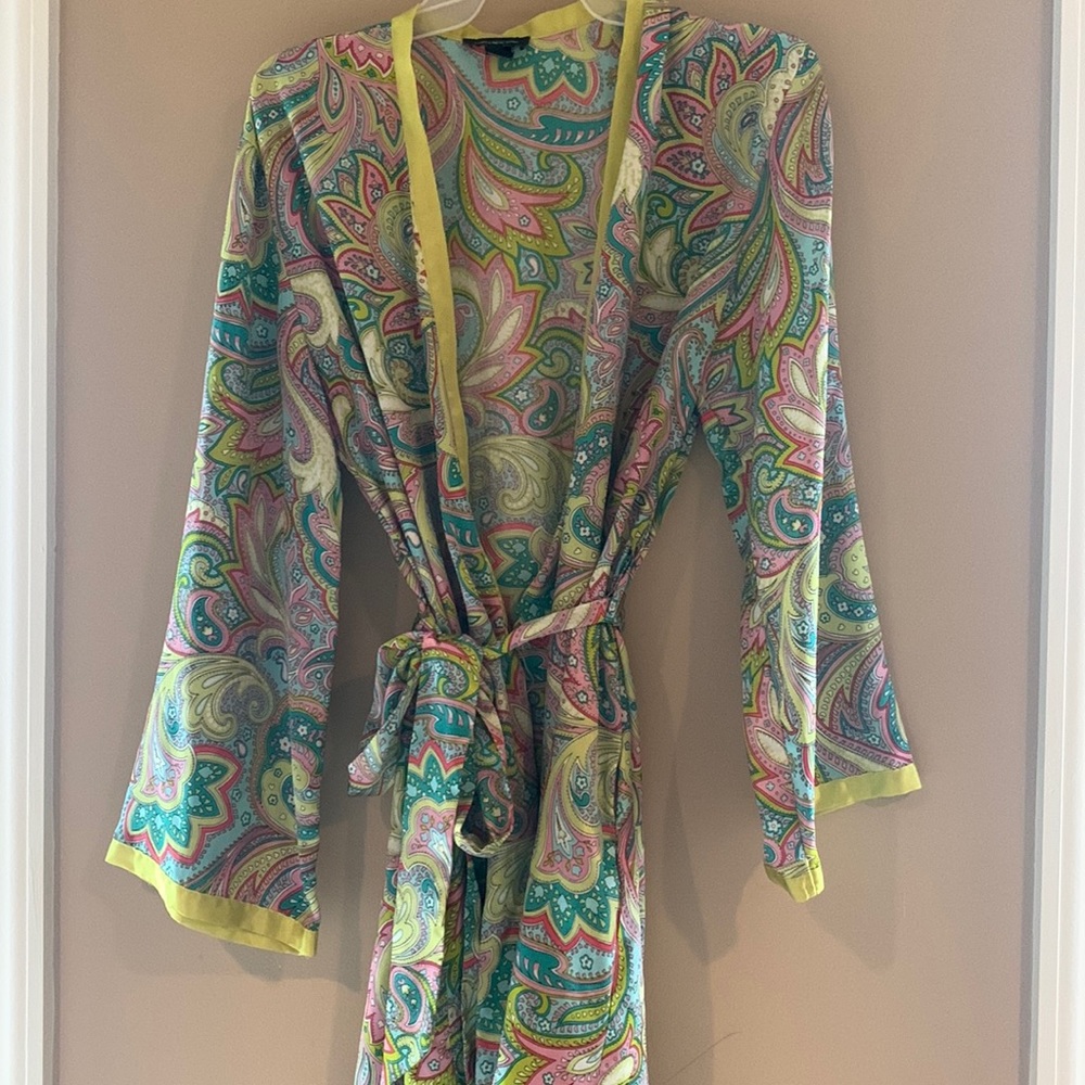 Jones New York ‘silk’ robe